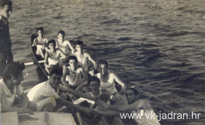 Zadar 1949 Blazic E., B. Aras, B. Grdovic, I. Petesic, S. Valcic, T. Simicev, M. Lovrin, T.Grdovic, korm, D. Grdovic